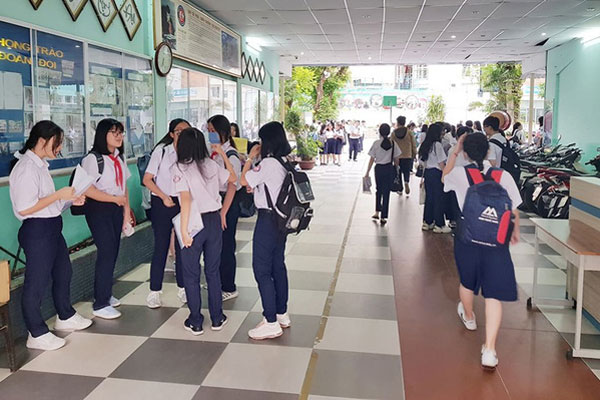 Đề thi tuyển sinh lớp 10 môn Văn TP.HCM 2020: Đề dễ, hỏi về Covid-19-4