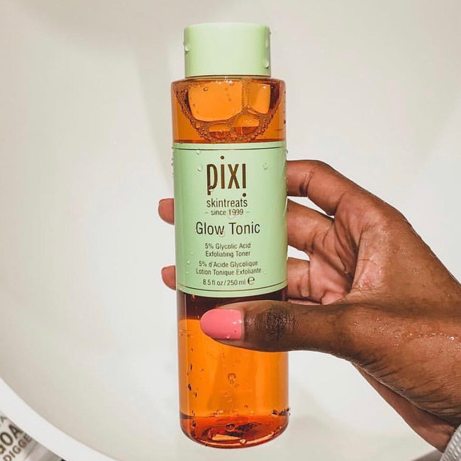 Bác sĩ khuyên mấy nàng da dầu nên kết thân với 5 lọ toner này, chăm dùng thì da ráo mịn và lỗ chân lông gần như không thấy-1