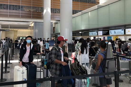 Hành khách cao tuổi qua đời trên chuyến bay đưa người Việt về từ Mỹ