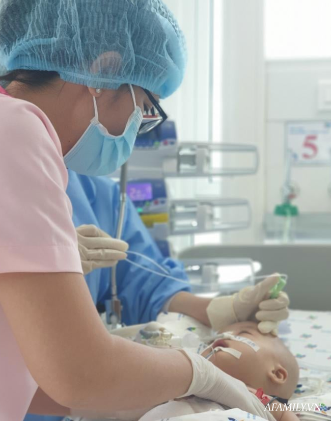 Mẹ cặp song sinh Trúc Nhi - Diệu Nhi xúc động vào thăm con sau khi tách rời: Hai con là điều đặc biệt nhất với mẹ-1