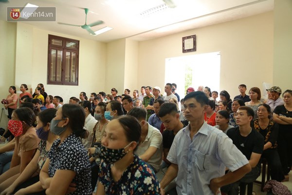 Ảnh: Nữ bị cáo đầu độc chị vì yêu anh rể bình thản khai nhận hành vi, nói cảm thấy may mắn cho chị họ vì đã thoát chết-2