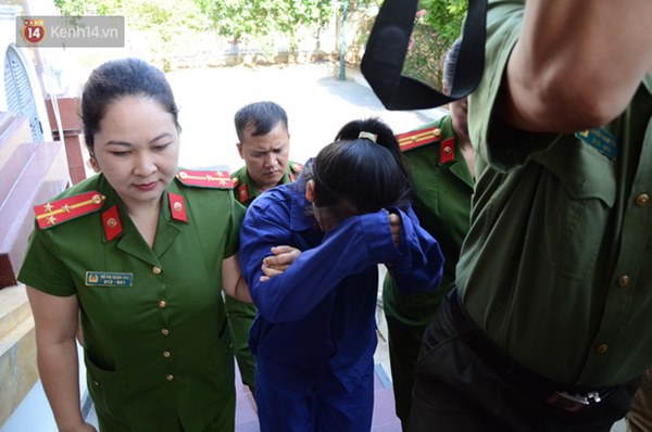 Ảnh: Nữ bị cáo đầu độc chị vì yêu anh rể bình thản khai nhận hành vi, nói cảm thấy may mắn cho chị họ vì đã thoát chết-4