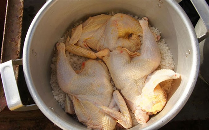 Luộc gà cho nước là xưa: Làm theo cách này đảm bảo thơm ngon, ngọt thịt, đúng hàng cực phẩm-1