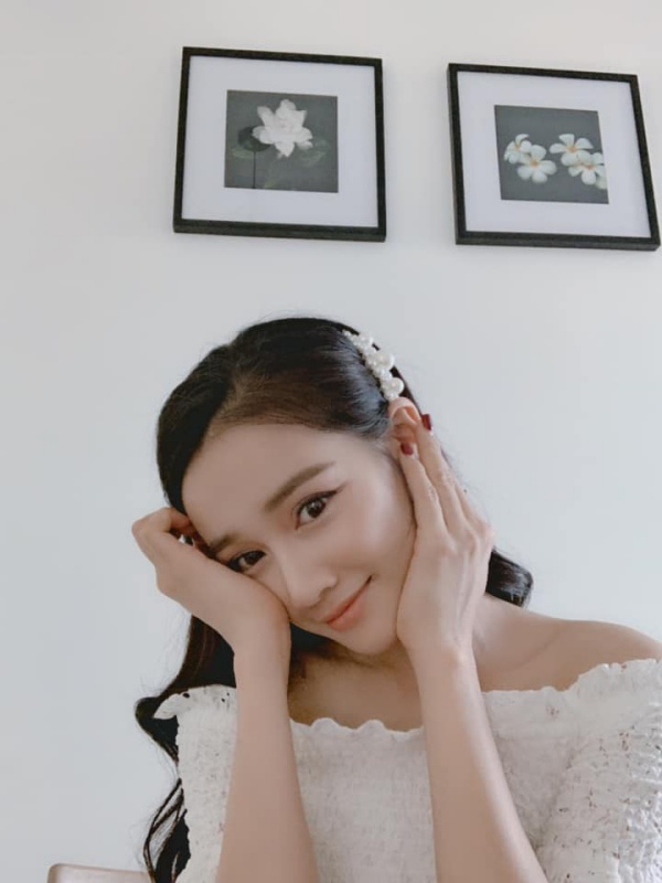 Chẳng cần thẩm mỹ, Nhã Phương có tuyệt chiêu hack tuổi nhờ biến hoá mái tóc-6