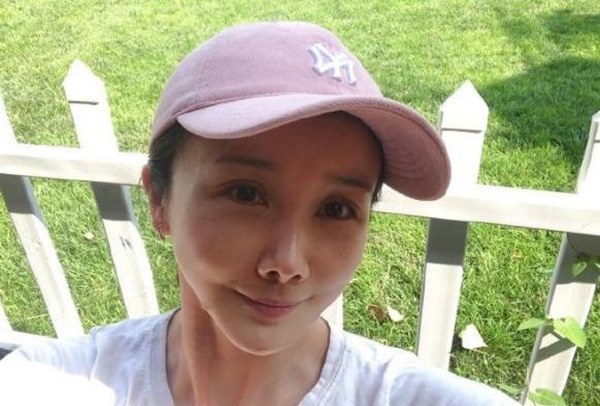 Mỹ nhân cổ trang già nua, gương mặt méo mó vì thẩm mỹ quá đà-1