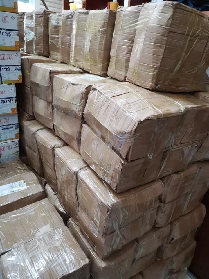 Bánh trung thu 2.000 đồng/chiếc, giật mình hàng Trung Quốc thượng hạng-2