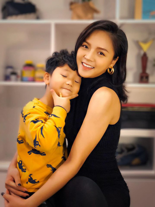 Hậu ly hôn, vợ cũ sao Việt sống như thế nào? Người lột xác đi bar đu đưa, người háo hức tìm tình yêu mới-3