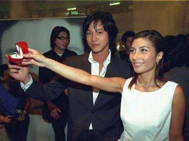 Kết hôn với thiên kim đẹp nhất nhà trùm sòng bạc, cuộc sống của mỹ nam Sở Kiều Truyện sẽ dễ thở” hơn so với đàn anh?-10