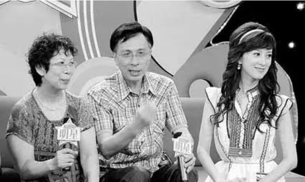 Kim Xảo Xảo: Mỹ nhân Tây Du Ký tai tiếng nhất Cbiz bị nghi bán dâm, tiểu tam ầm ĩ và cuộc sống nhung lụa bên CEO-12