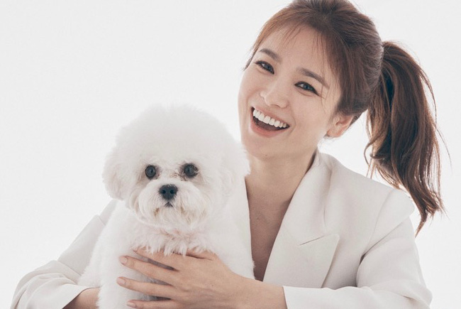 Song Hye Kyo lần đầu xuất hiện sau tin đồn chồng cũ có người yêu mới, nhìn biểu hiện là biết chẳng còn thiết tha gì Song Joong Ki-2