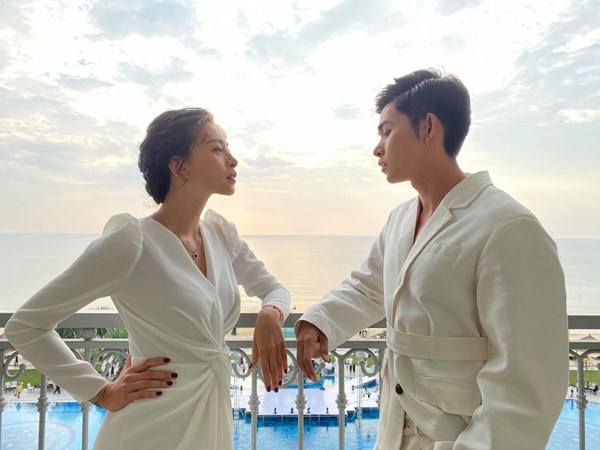 Tiết kiệm như Ngô Thanh Vân: Chỉ một bộ đầm trắng mà đả nữ diện từ ngày cưới em trai đến đám cưới thế kỷ của Đông Nhi-7