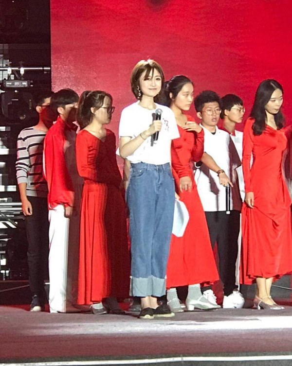 Gái xinh khoe ảnh trước và sau giảm 39kg, khí chất thay đổi như thể 2 người hoàn toàn khác nhau-6