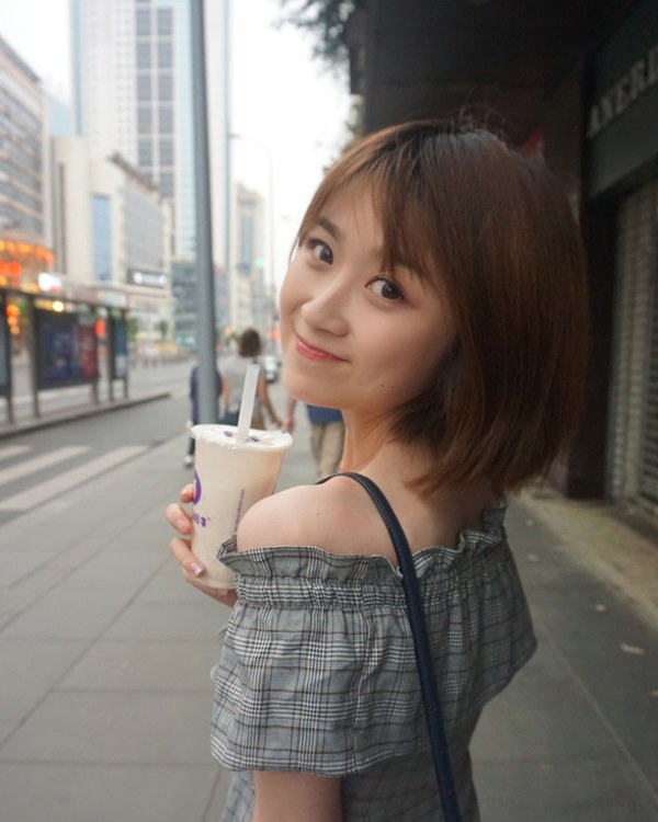 Gái xinh khoe ảnh trước và sau giảm 39kg, khí chất thay đổi như thể 2 người hoàn toàn khác nhau-11