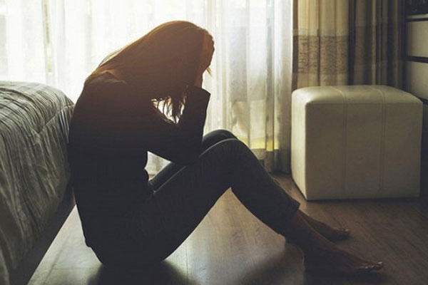 Hắt hủi vợ con, giờ nhân tình quay lưng chồng lại về nhà với bệnh tật và đống nợ-1