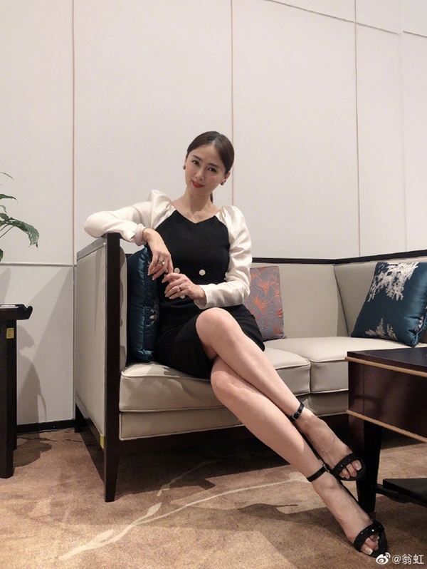 Hoa hậu Châu Á bị bố mẹ từ mặt vì đóng phim nóng, chồng hắt hủi đuổi khỏi nhà giờ ra sao?-13