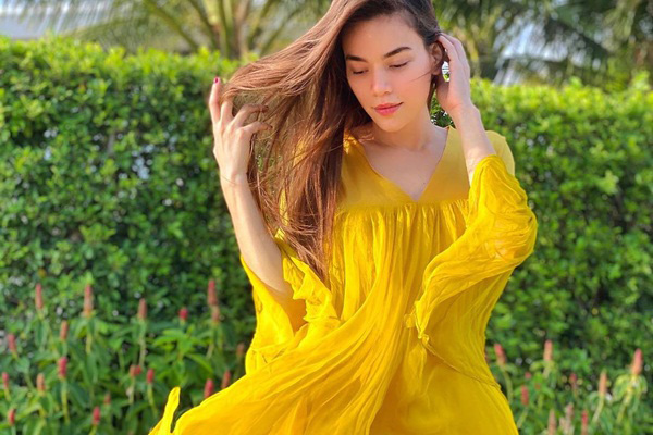 Thời tiết nắng gắt, đây là những mẫu váy sát nách có thể giúp chị em hạ nhiệt nhanh chóng-16