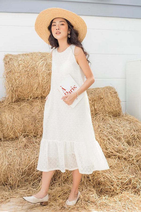Thời tiết nắng gắt, đây là những mẫu váy sát nách có thể giúp chị em hạ nhiệt nhanh chóng-2