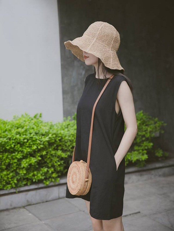 Thời tiết nắng gắt, đây là những mẫu váy sát nách có thể giúp chị em hạ nhiệt nhanh chóng-3