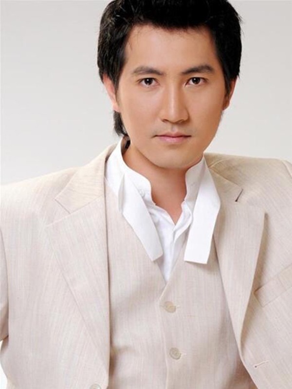 Qua tuổi tứ tuần, nhiều nam nghệ sĩ Việt vẫn sống độc thân-5