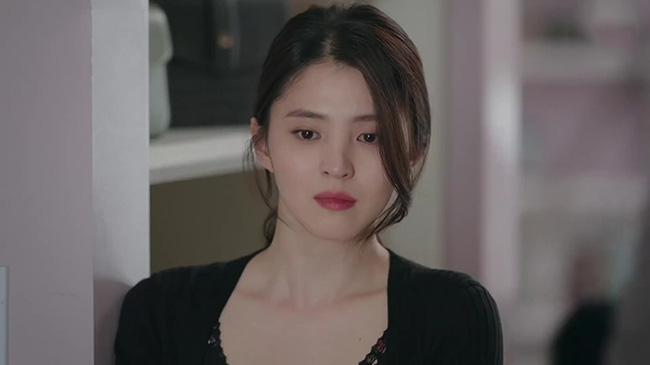 Đám cưới mà mặt như đưa đám, nhưng khi người con gái ấy xuất hiện thì chồng hớn hở ra đón, tôi ném hoa ngay bữa tiệc khiến ai nấy sửng sốt-1