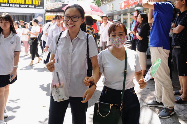 Đáp án chính thức 3 môn Toán, Ngữ Văn, tiếng Anh vào lớp 10 TP.HCM-8