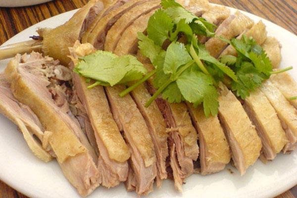 Hết đổ vào bồn cầu, vợ còn đổ đá lạnh vào máy giặt khiến chồng tròn mắt-2