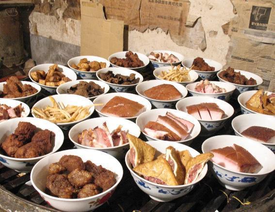 Bố mẹ chồng yêu cầu con dâu mới chứng minh lòng hiếu thảo bằng hủ tục khó tin và cái kết-3