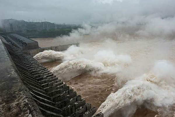 Chùm ảnh đập Tam Hiệp mở 7 cửa xả lũ khi trận lũ thứ 2 trên sông Dương Tử tràn qua-10