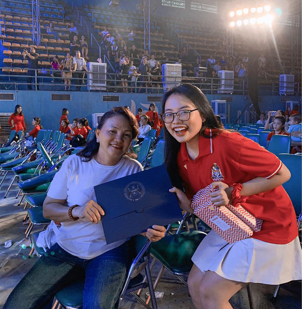 Thành tích học tập cuối năm của Phương Mỹ Chi khiến ai cũng nể phục, choáng hơn cả là mức học phí khủng-1