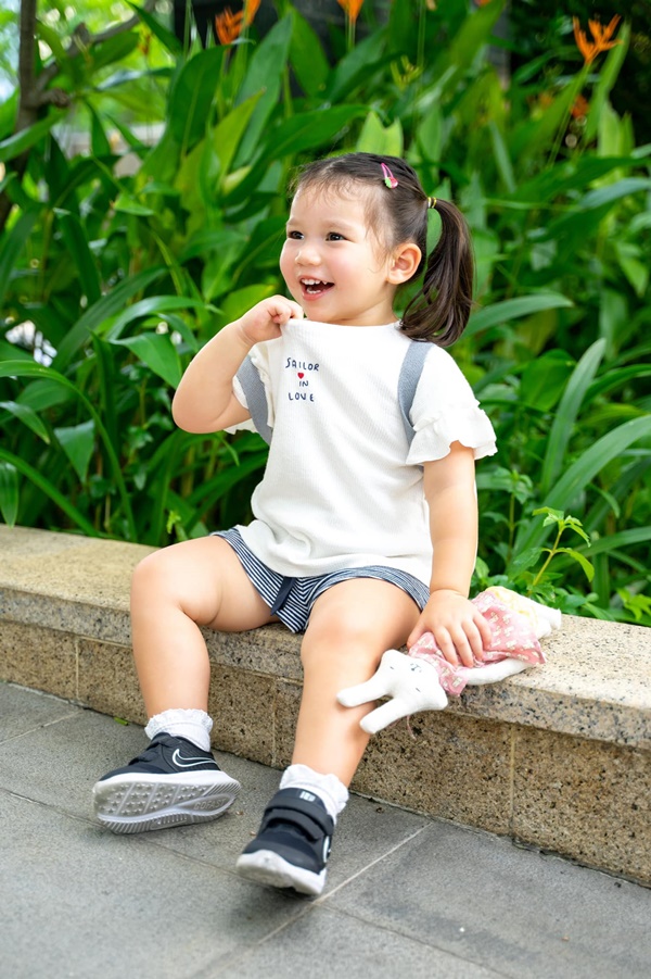 Con gái tròn 2 tuổi, siêu mẫu Hà Anh băn khoăn không biết nên cho con đi học chưa vì lý do siêu đáng yêu-3