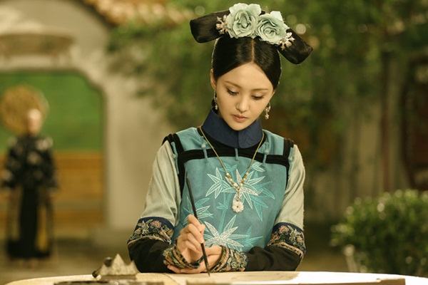 Phi tần tỏa hương thơm của Hoàng đế Khang Hi: Xuất thân thấp kém nhưng được sủng ái ngày đêm và sự thật sau lời mắng tiện phụ từ đế vương-4