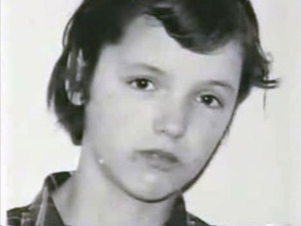 Sinh ra đã bị mẹ ruồng bỏ, bé gái mới 10 tuổi đã máu lạnh, giết người không gớm tay và lời thú nhận về nghề nghiệp tương lai gây rùng mình-3