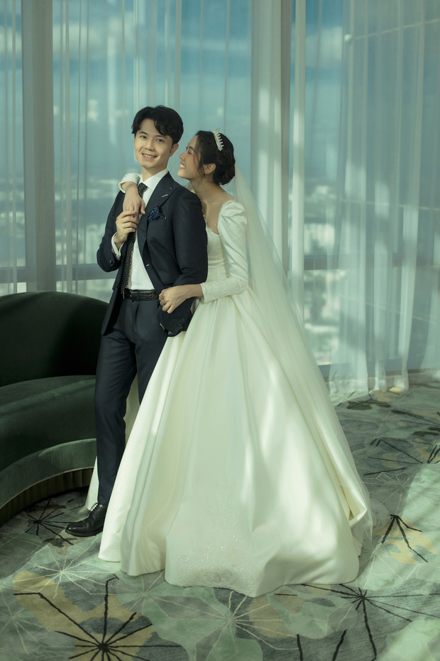 Thuý Vân tung ảnh cưới với ông xã doanh nhân trước thềm hôn lễ: Ánh mắt và nụ cười hạnh phúc nói lên tất cả!-3