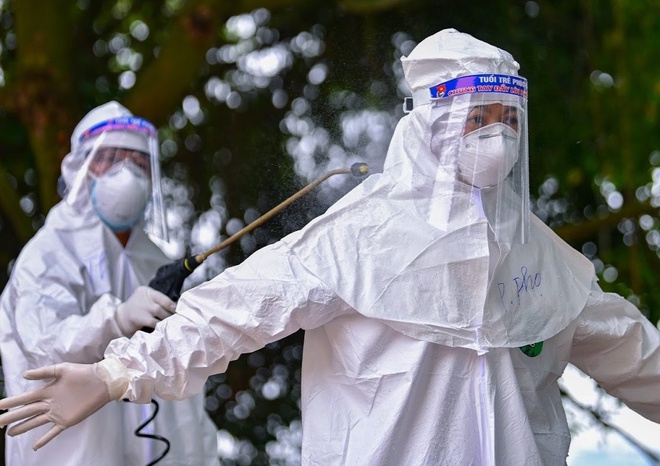 7 chuyên gia dầu khí người Nga nhiễm SARS-CoV-2-1