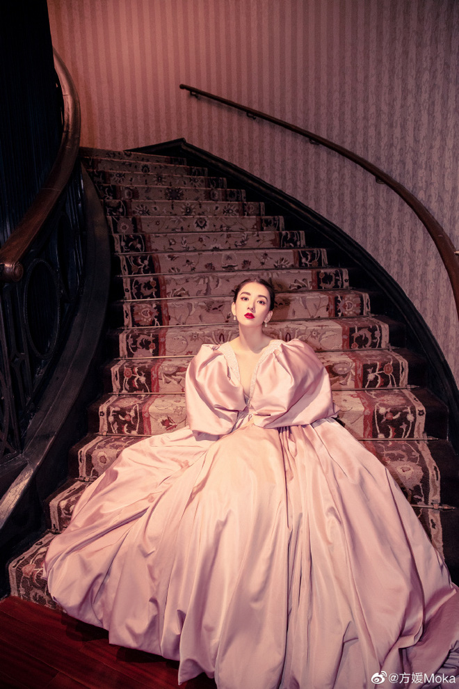 Vợ người mẫu nóng bỏng, kém 22 tuổi được Thiên vương Hong Kong chiều như bà hoàng là ai?-7