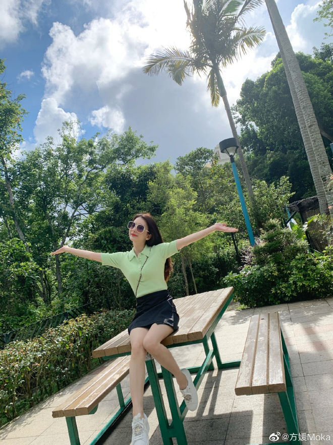 Vợ người mẫu nóng bỏng, kém 22 tuổi được Thiên vương Hong Kong chiều như bà hoàng là ai?-13