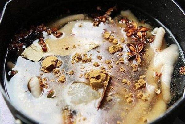 Chân gà đã ngon, nấu kiểu này chồng con còn nghiện hơn nữa, vài ngày lại đòi nấu cho ăn-4