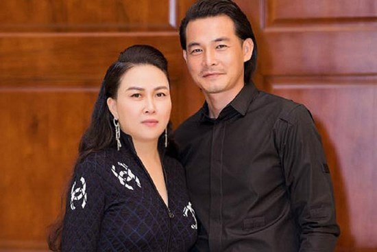 HOT: Quách Ngọc Ngoan xác nhận đã có con gái 8 tháng với Phượng Chanel