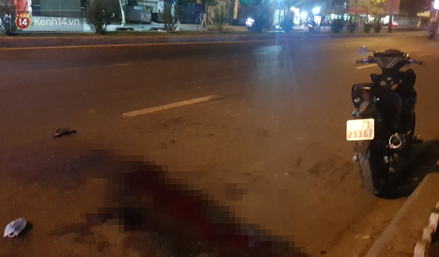 Vướng vào dây cáp thòng xuống đường, nam thanh niên chạy xe máy bị cắt ngang cổ nguy kịch-4