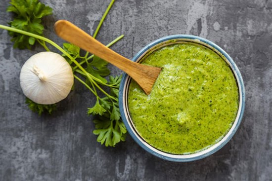 Ăn hải sản mà không có nước chấm chuẩn thì “mất tong” 80% độ ngon, chị em vào đây học ngay bí quyết pha đồ chấm cực đỉnh!