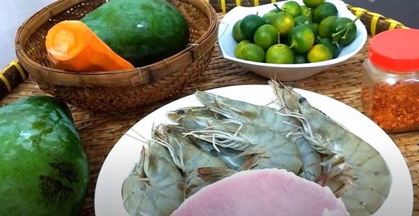 Tôi thường làm gỏi xoài tôm thịt vô cùng đơn giản lại ngon, không ngán-1