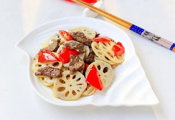 Cùng là củ sen nhưng loại 7 lỗ và 9 lỗ khác nhau, nếu chọn sai bạn sẽ phí tiền-2