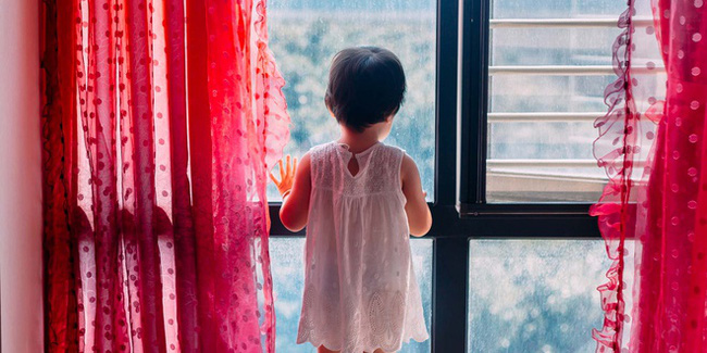 Cha mẹ Nhật Bản đi thuê khách sạn hâm nóng tình cảm, bỏ con 1 tuổi và 3 tuổi ở nhà suốt 11 ngày gây phẫn nộ-1