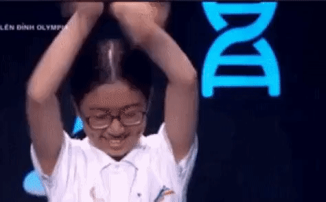 Dàn nữ sinh Olympia gây ồn ào trên MXH: Người là hot girl ống nghiệm, người tạo tranh cãi vì múa quạt theo Khá Bảnh-3