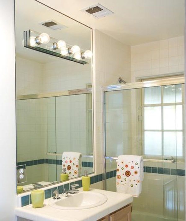 Bóp kem đánh răng lên miệng vòi hoa sen, tác dụng thần kì mà không phải ai cũng biết-4