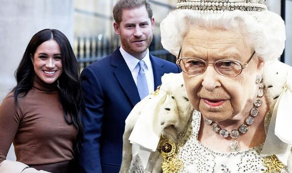 Tiết lộ mới về lý do khiến vợ chồng Meghan Markle kiên quyết rời khỏi hoàng gia và chống lại cả thế giới-2
