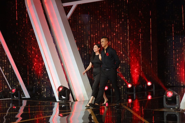 Người ấy là ai?: Lịm tim với màn lộ diện của chàng tuyển thủ bóng rổ điển trai, viết nên cái kết đẹp cho nữ chính sau 2 lần bị lừa dối-9