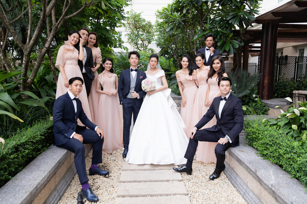 Cận cảnh dàn phù dâu, phù rể trong đám cưới của Thúy Vân: Toàn gương mặt hot đẹp rạng rỡ, Hoa hậu Khánh Vân gây chú ý-8