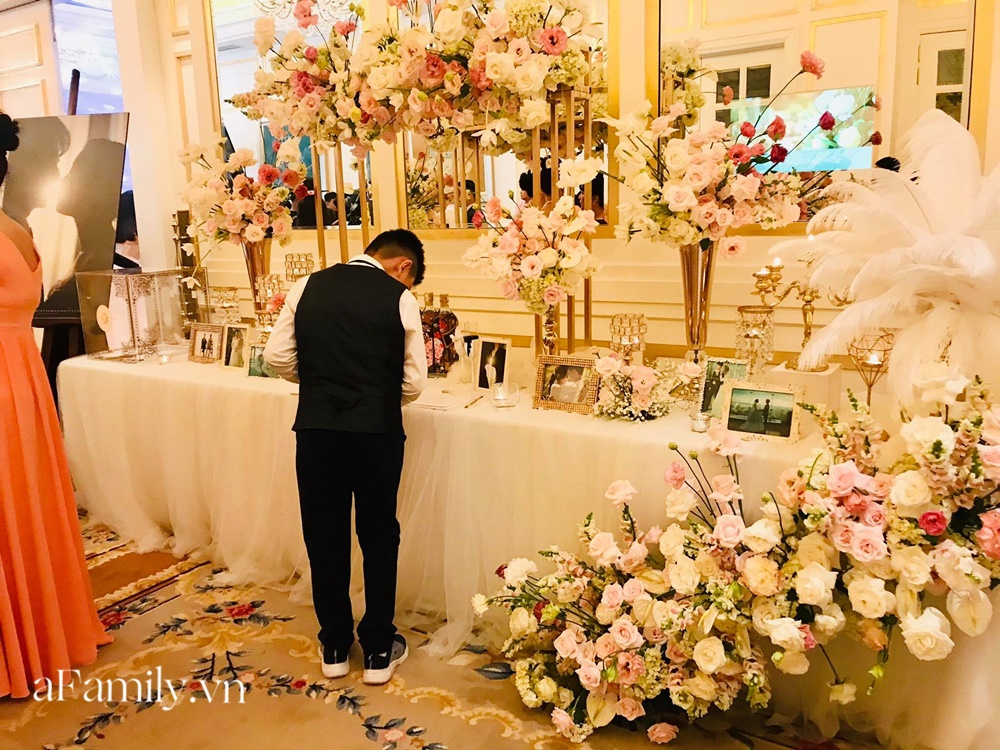 Đám cưới Á hậu Thúy Vân: Cô dâu chú rể đã xuất hiện, Hương Giang, Trương Ngọc Ánh và dàn sao quyền lực hội tụ-14