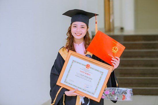 3 nữ sinh tốt nghiệp xuất sắc trường sư phạm